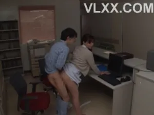 Thầy giáo trừng phạt cậu con trai của nhà yakuza khiến vợ yêu sắp cưới rơi vào bi kịch