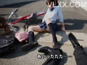 Em shipper dễ thương đèn bù cho anh khách vì giao hàng trễ