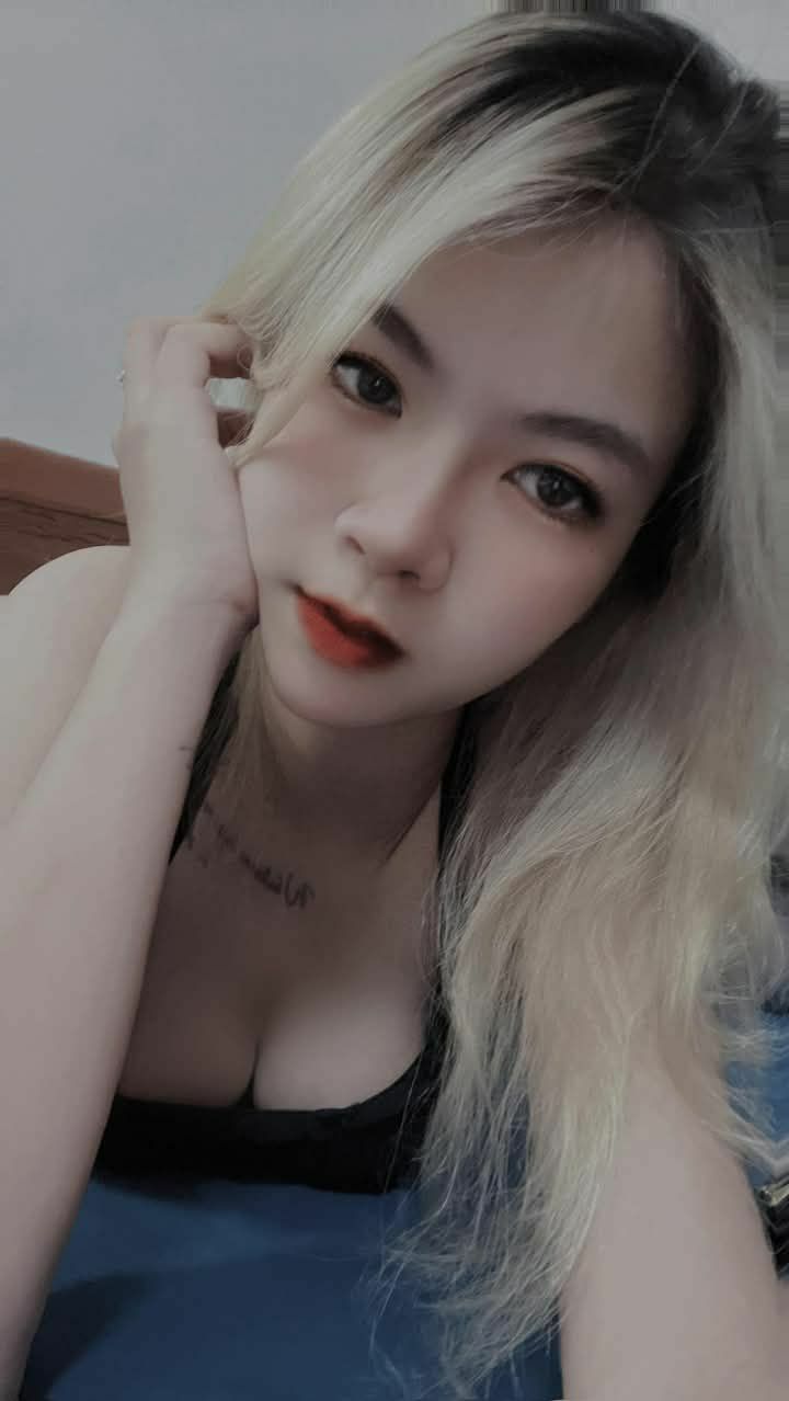 Năm mươi đô la để quan hệ với một con đĩ hoàn hảo